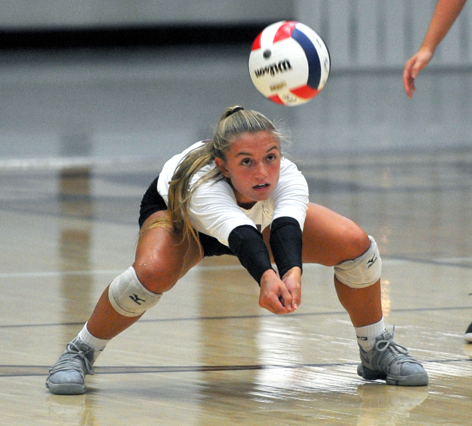 Quincy vs Moline girls volleyball